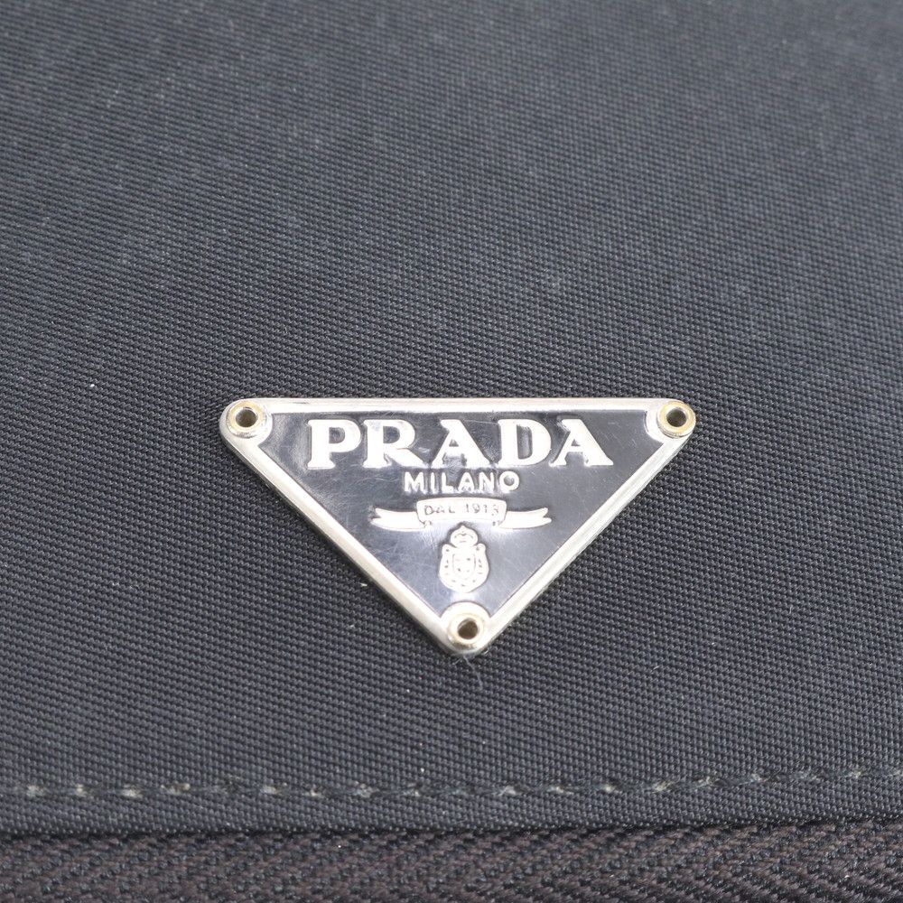 正規品【PRADA】三角プレート ラウンドファスナー 折り財布ギャランティカード 三角プレート 財布 二つ折り 小銭入れ ラウンドファスナー