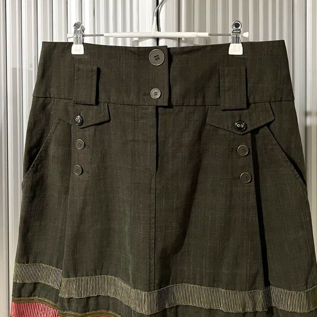 skirt