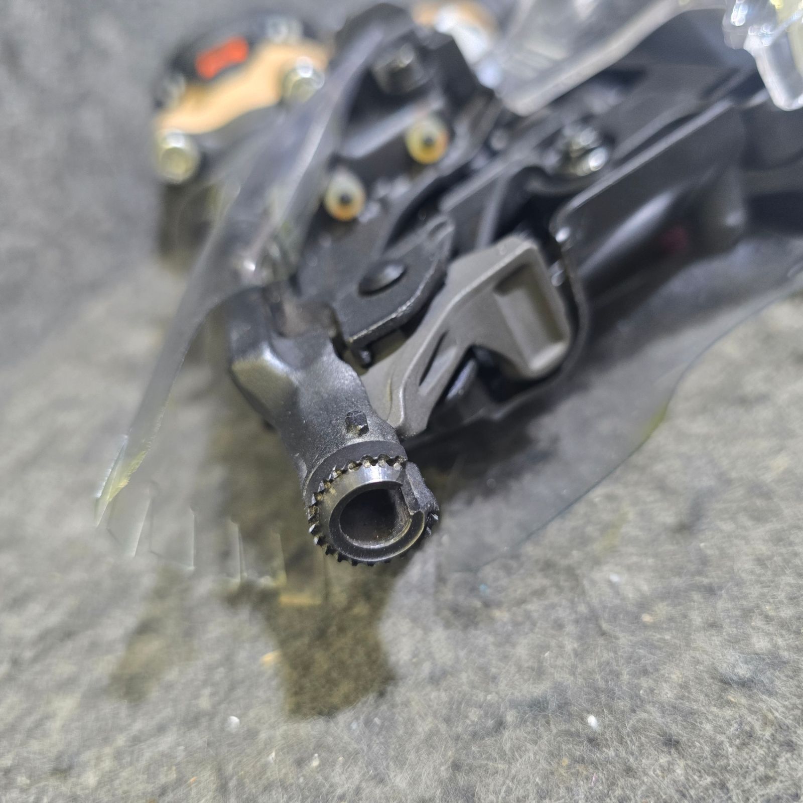 D _サンドベージュ