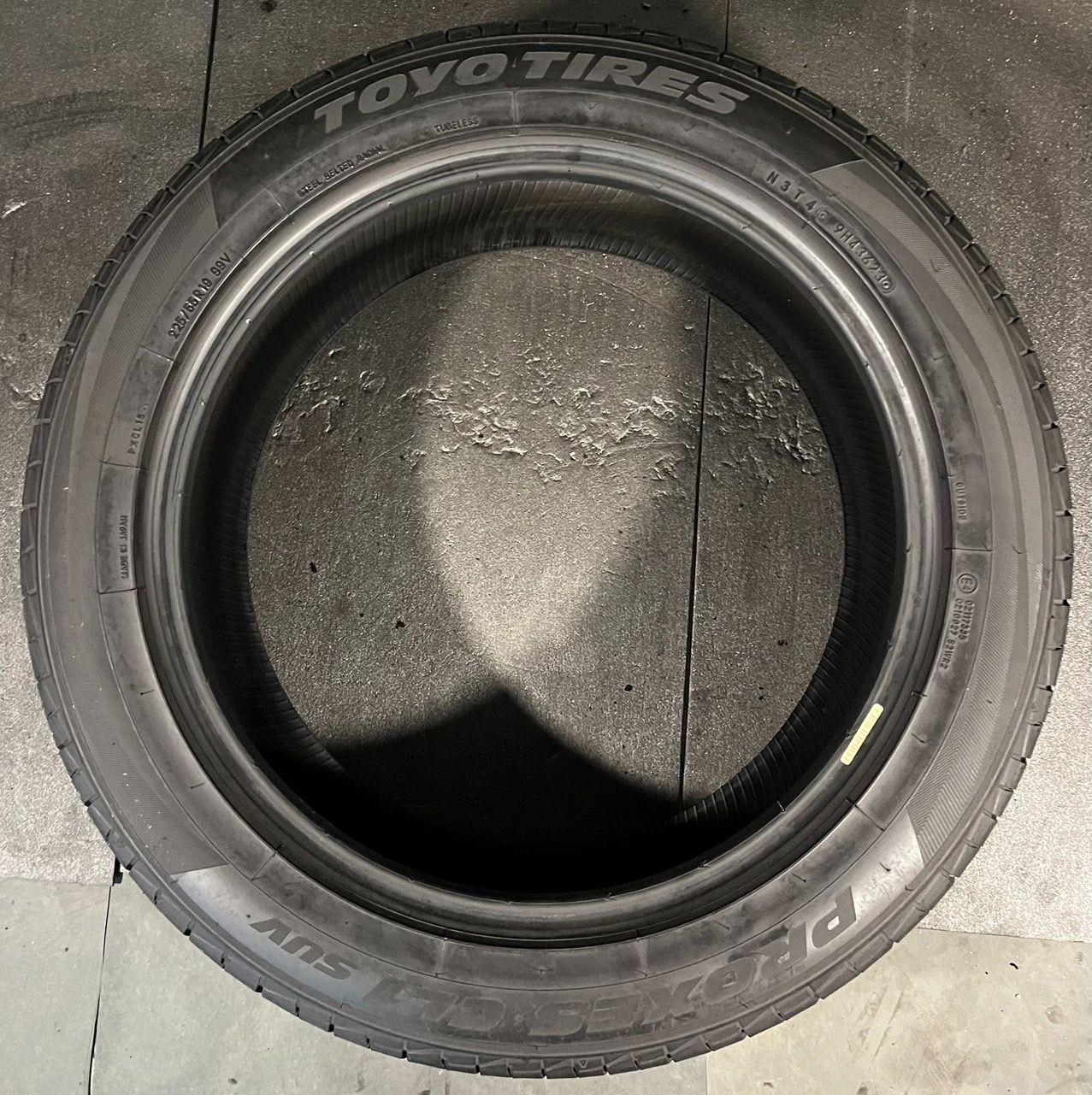 19年製 TOYO トーヨー プロクセス PROXES CF2 SUV 235/55R17 99V 送料税込4本￥44，800 ② toyo proxes 225／55 r19の通販