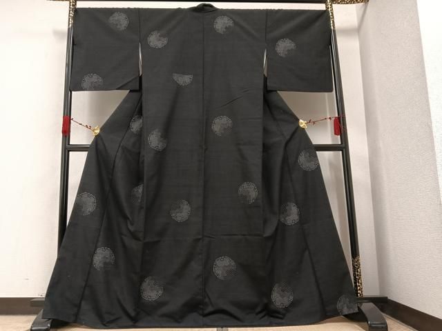 平和屋着物 結城紬 雪輪文様 正絹 逸品 BAAM7487pm(結城紬)｜売買され