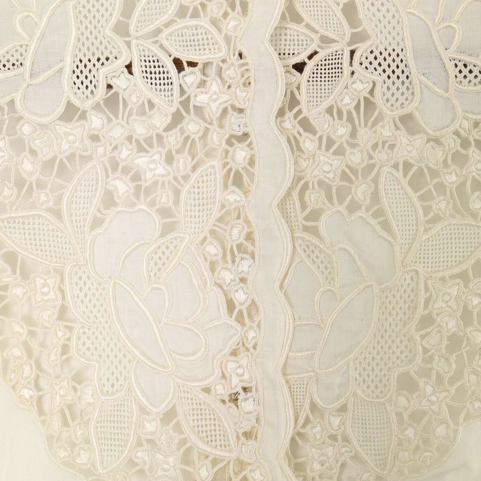 ハナエモリ　新品レースブラウス HANAE MORI ハナエモリ 春夏☆ 花柄刺繍 レース ノースリーブ