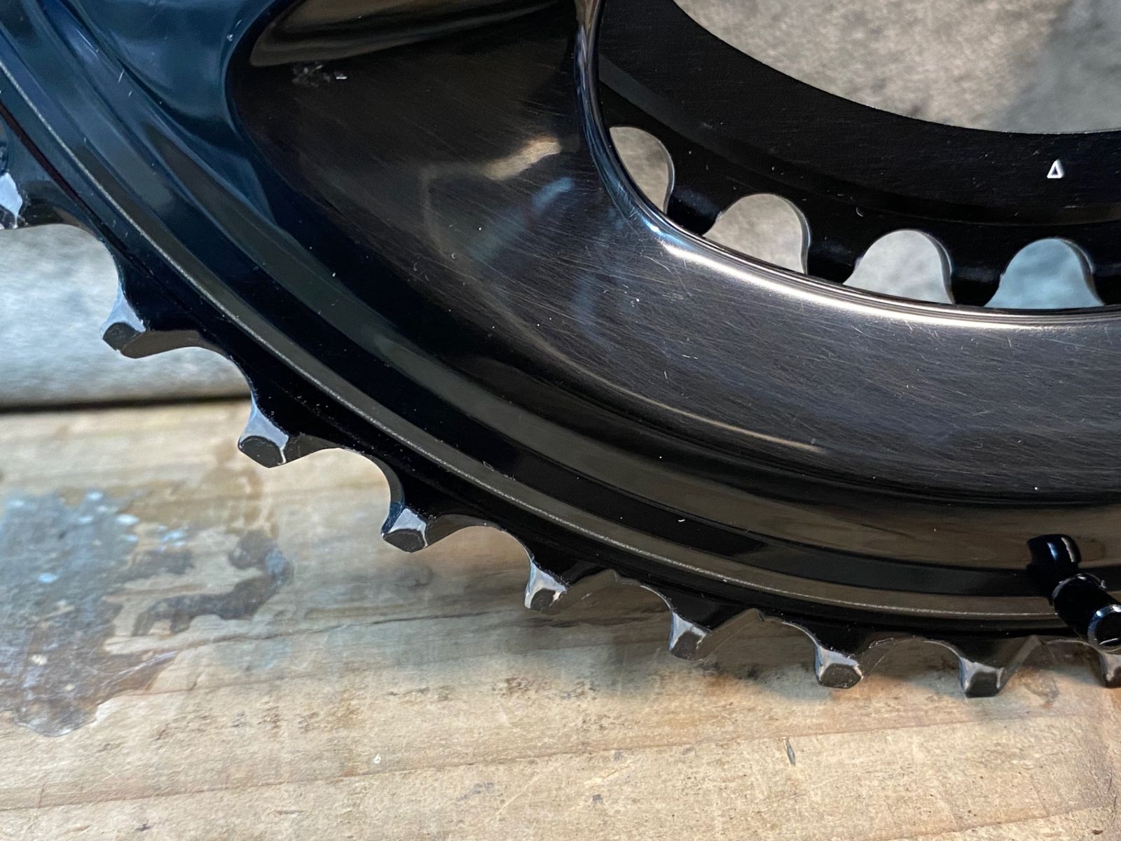 IS571 シマノ SHIMANO デュラエース DURA-ACE FC-R9270 チェーン