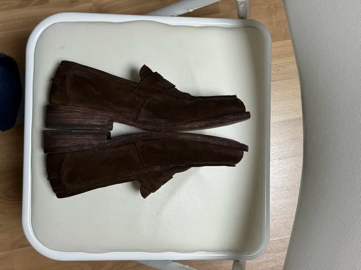 Kinch! 810 ブラウン スエード 280