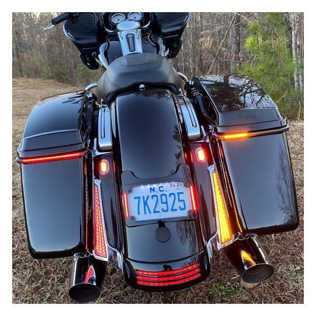 CUSTOM DYNAMICS Fascia LED rear panels for Touring. Chrome | 922578