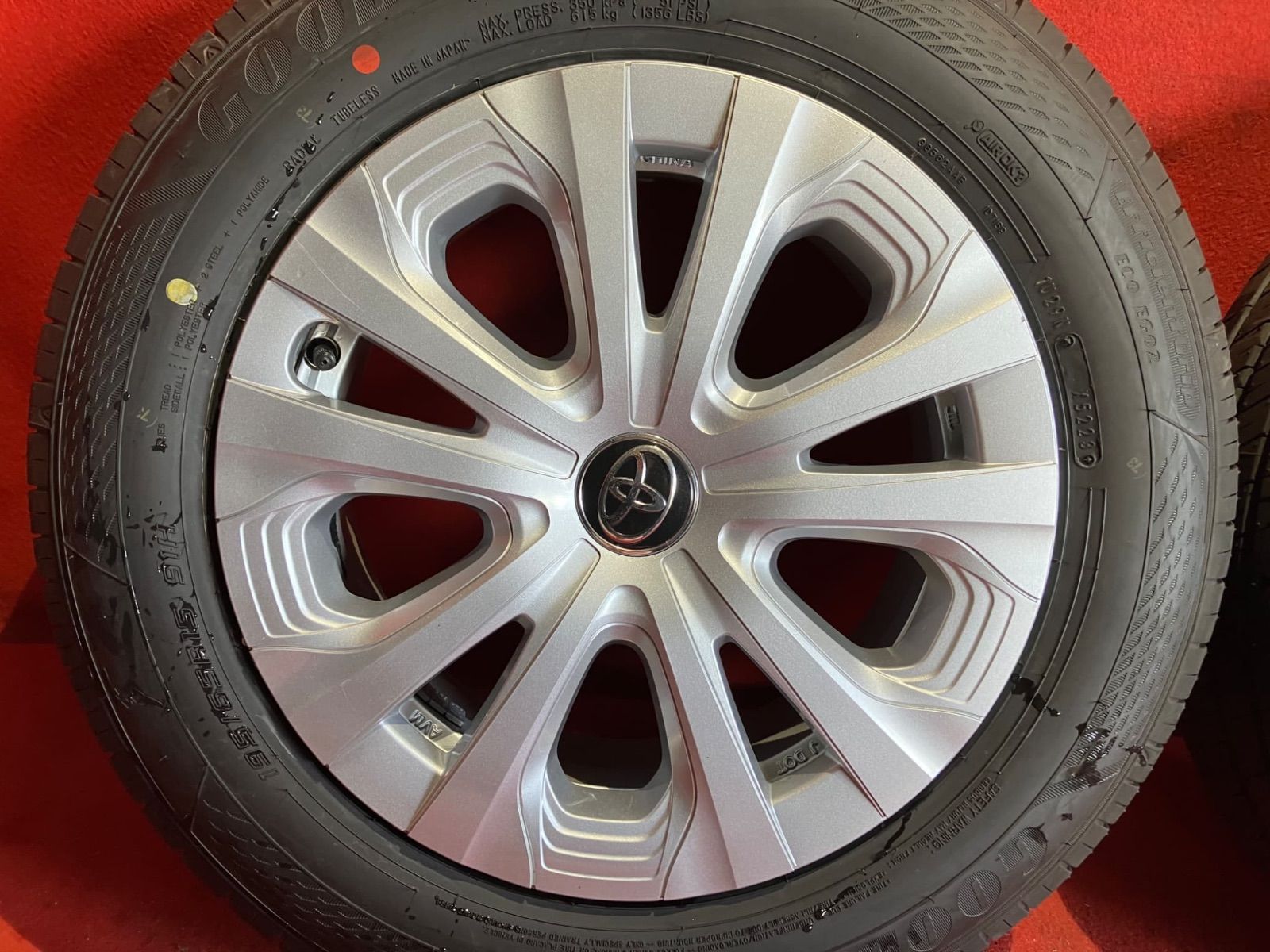 195/65R15　プリウス　GOODYEAR　夏タイヤ　ノーマルタイヤ　セット トヨタ 30 プリウス 純正 15in 6.5J +45 PCD100 ブリヂストン