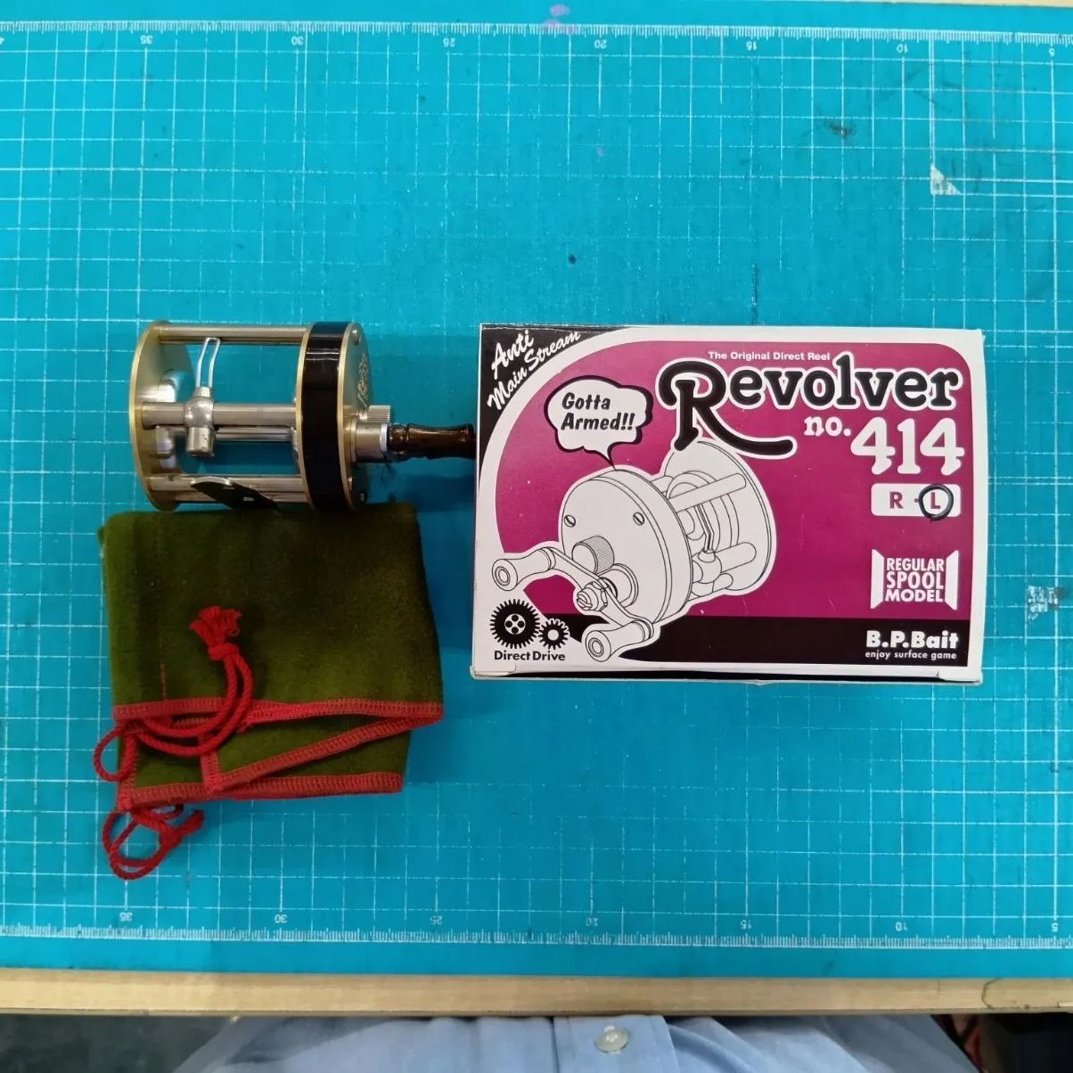 バスポンドRevolver 414 左ハンドル