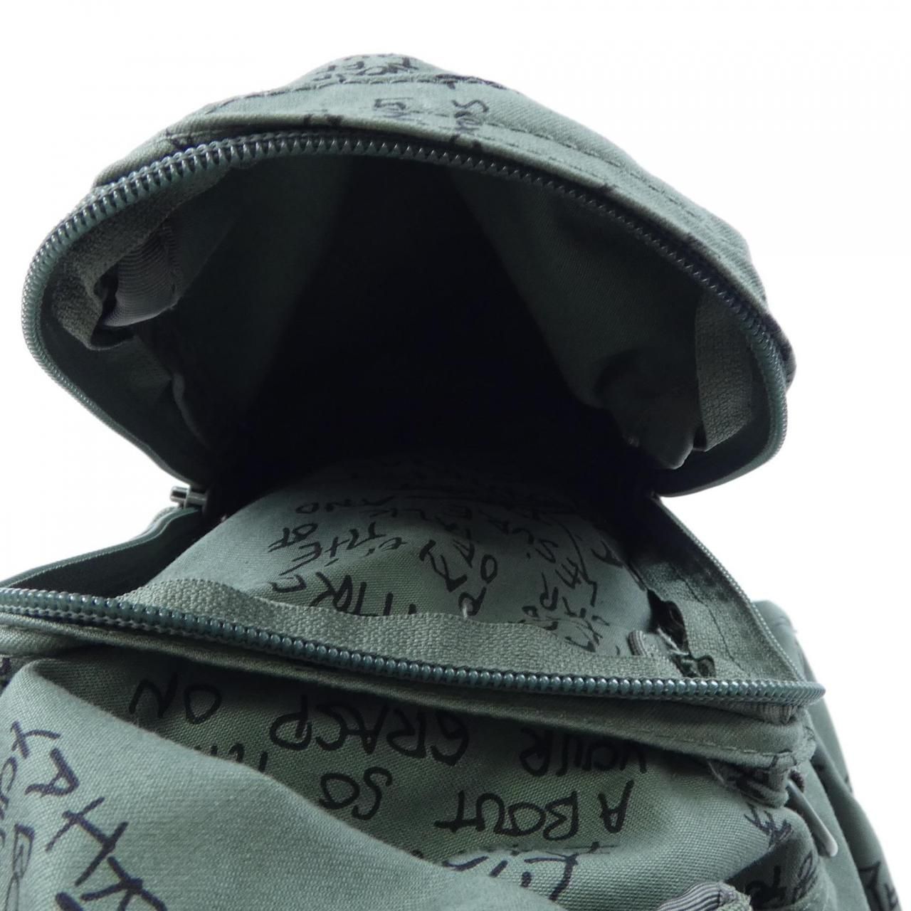 BACKPACK
