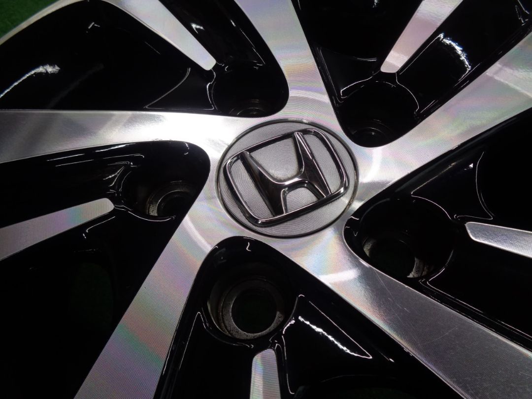 フリードハイブリット