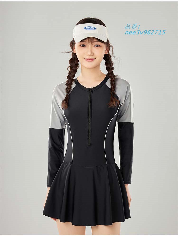 女の子 スクール水着