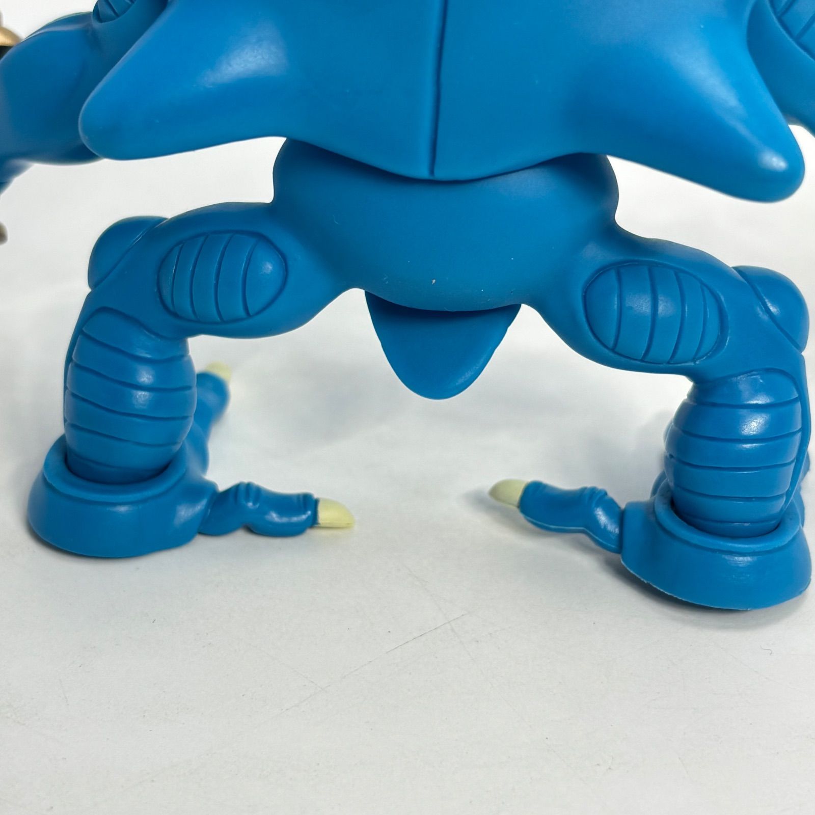 美品】 ドラゴンクエスト4 エスターク ブルーバージョン ソフビ