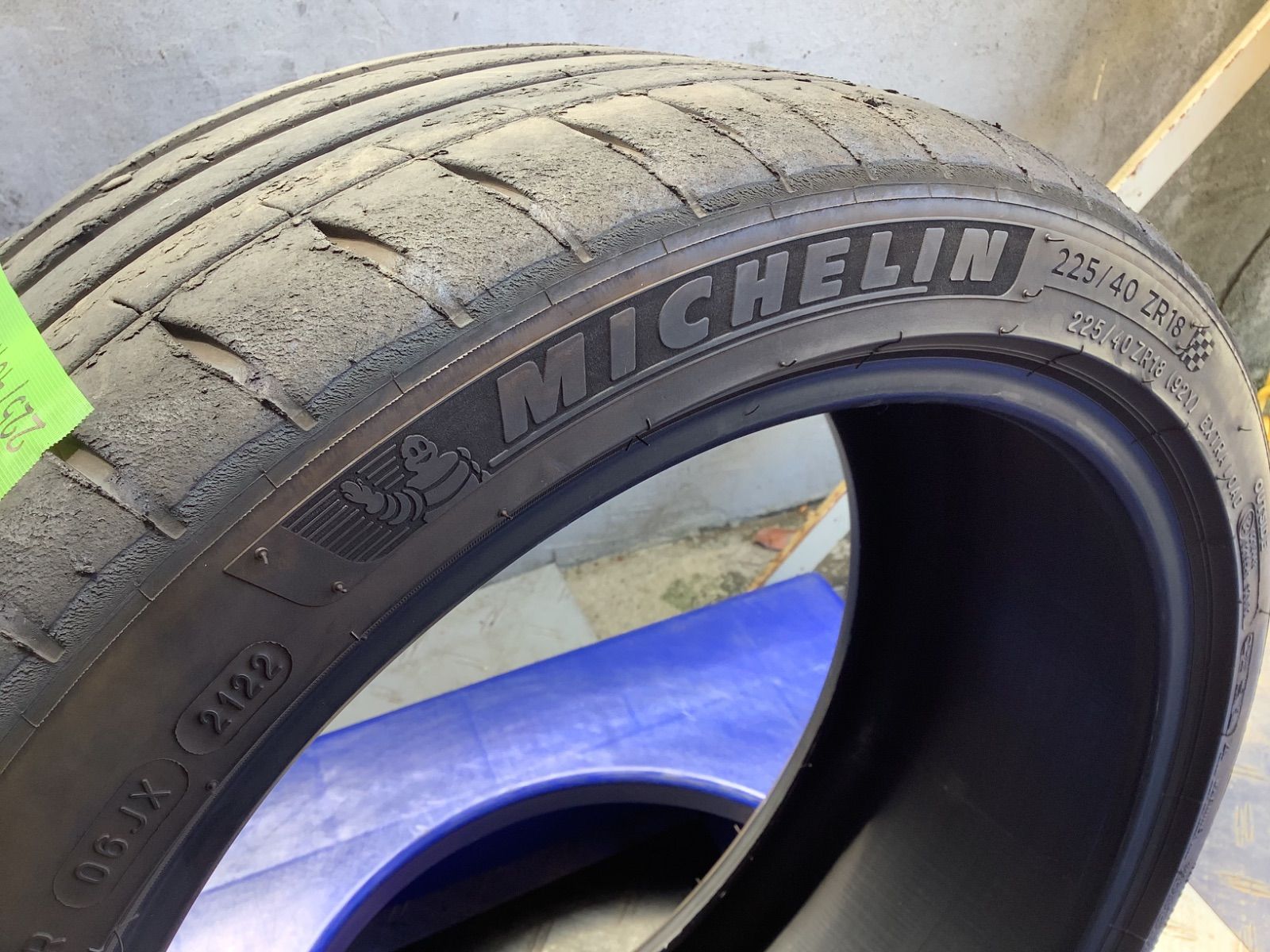 225|40R18 MICHELIN