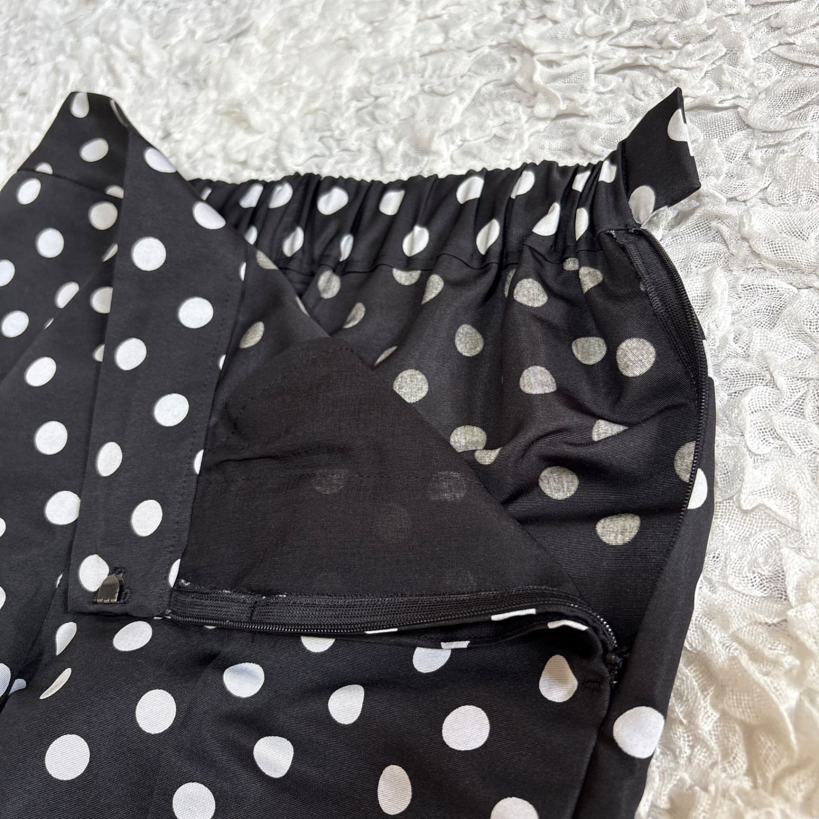 SEVEN TEN by MIHO KAWAHITO セブンテン バイミホカワヒト 2.4万円 ドット パンツ ウエストゴム テーパード クロップド 洗える 日本製 黒 ブラック ＊フォロー割対象品 5%offさせて頂きます NICORILABO_COM