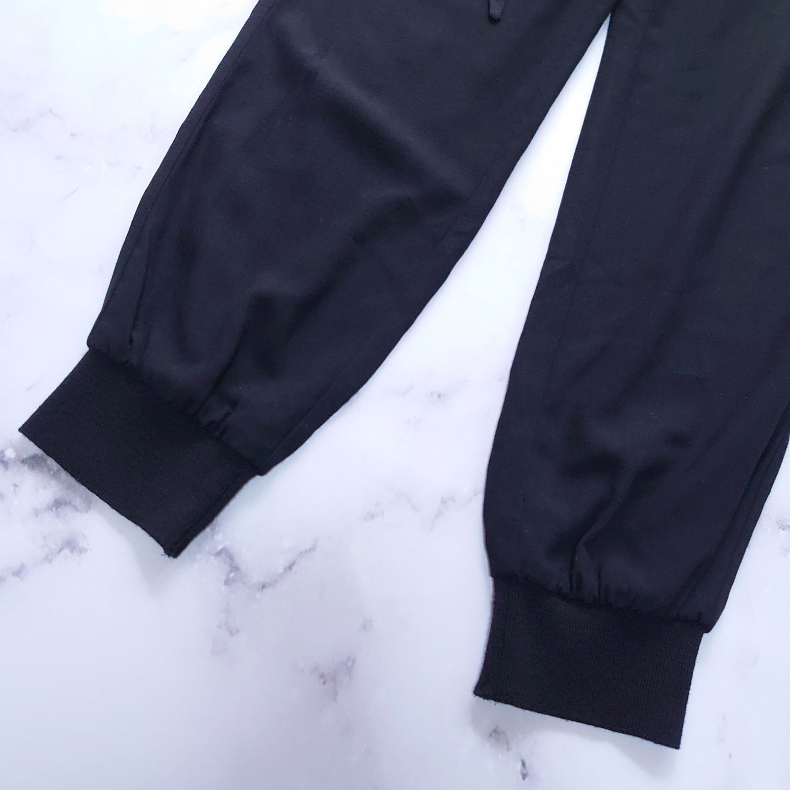 ジョガーパンツ