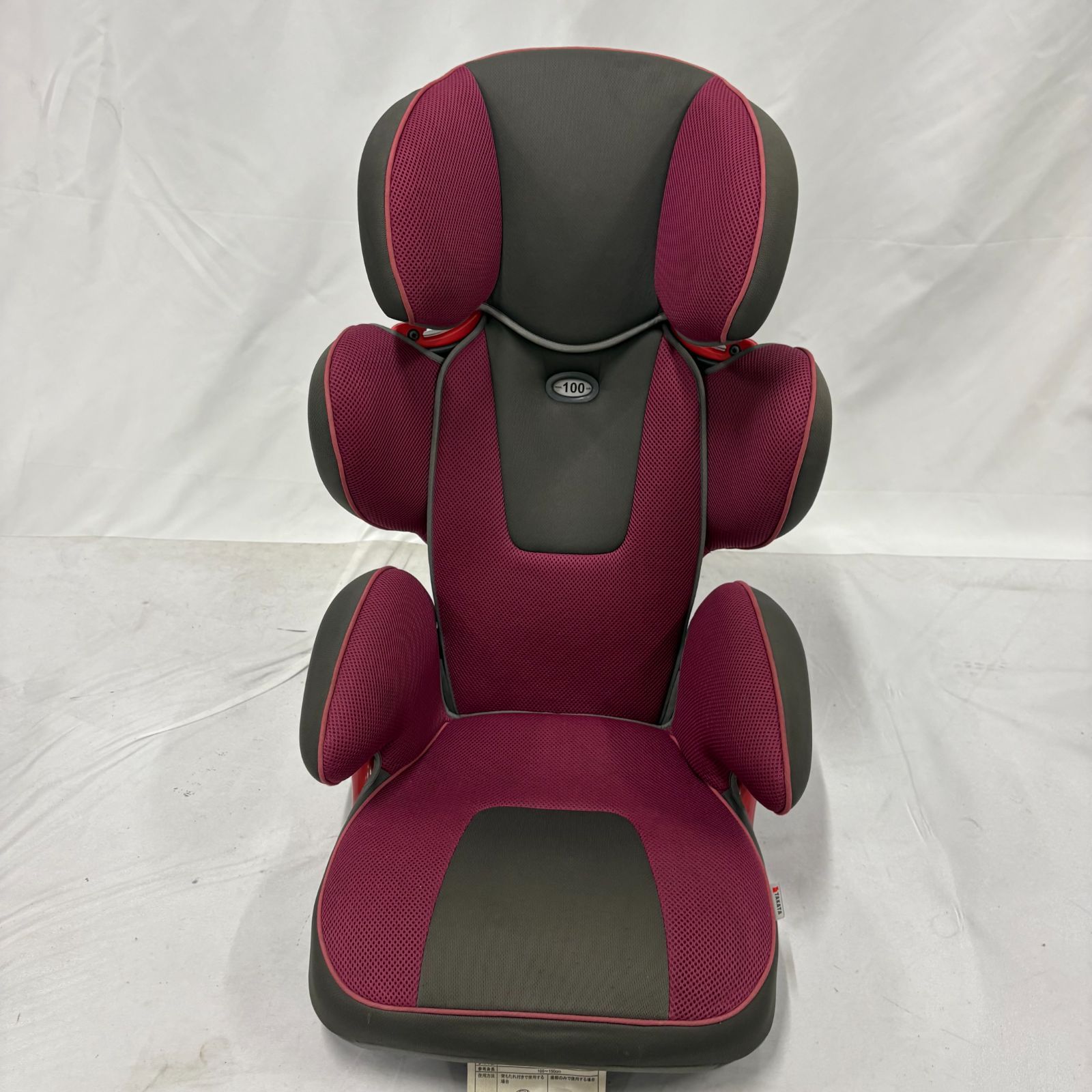 TAKATA タカタ　ISOFIX ジュニアシート　レッド ジュニアシート