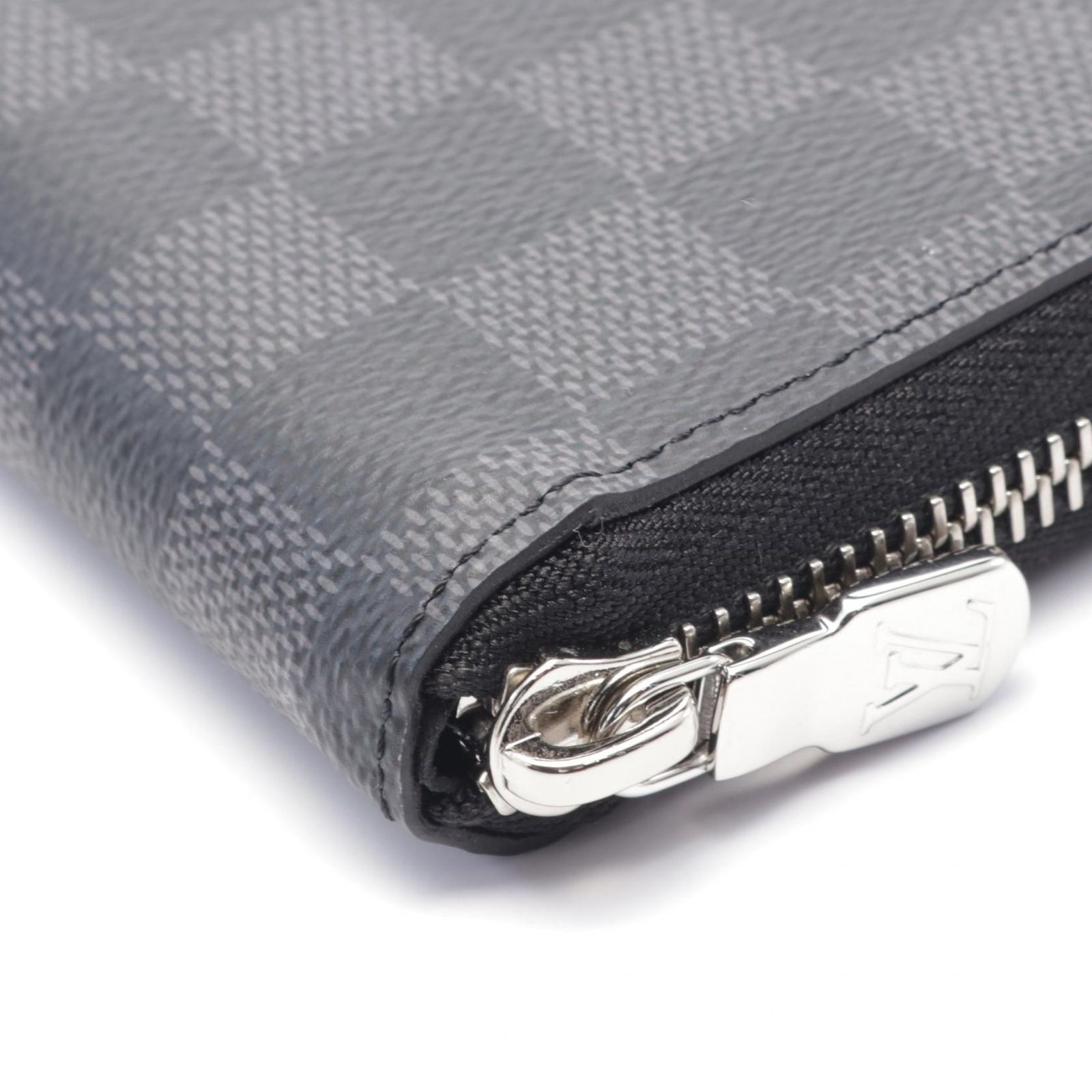 ルイ・ヴィトン LOUIS VUITTON ラウンド長財布 ジッピーウォレット 