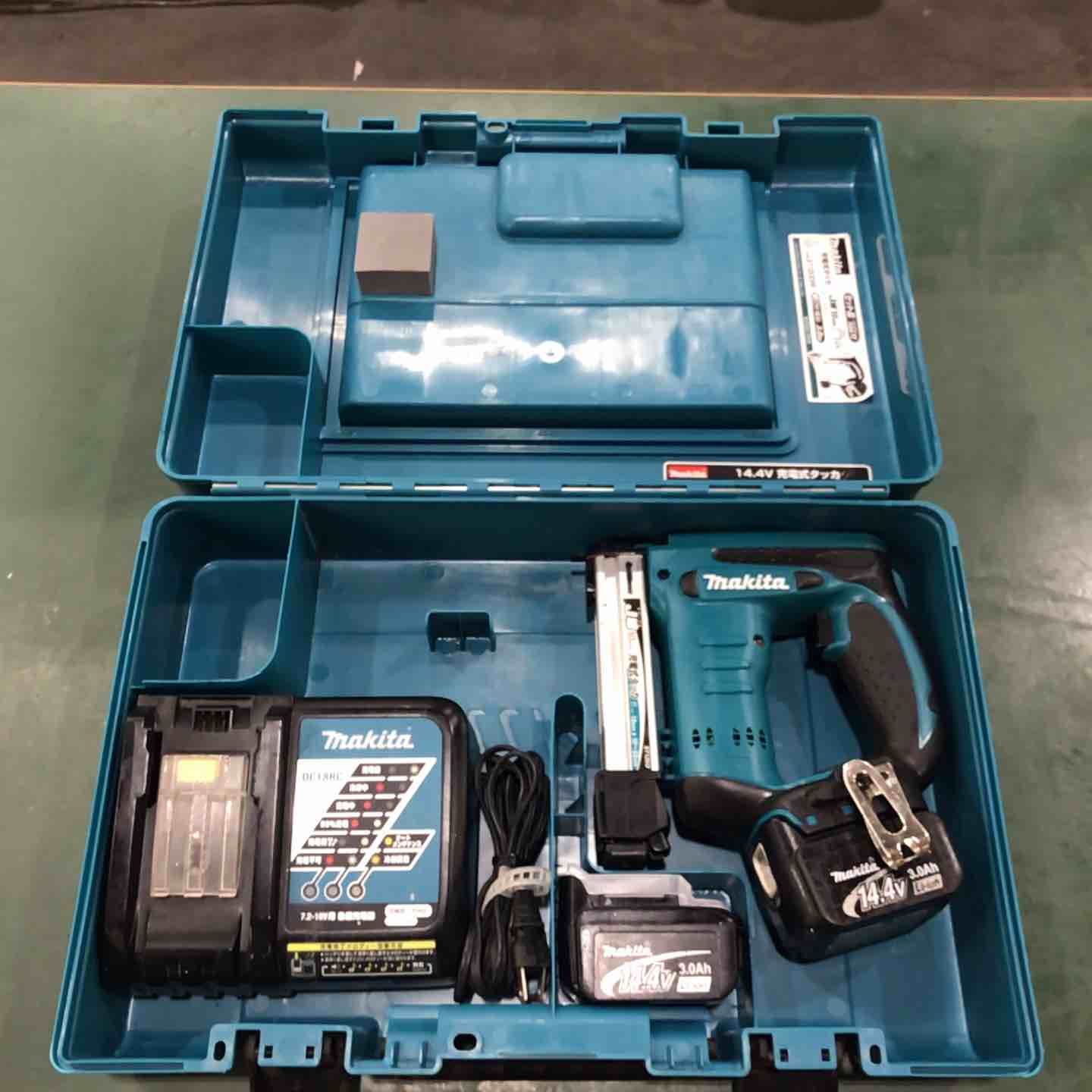 ◇マキタ(makita) コードレスタッカ ST120DRF【川口店】 その他 ◇マキタ(makita) コードレスタッカ ST120DRF【川口店】 その他
