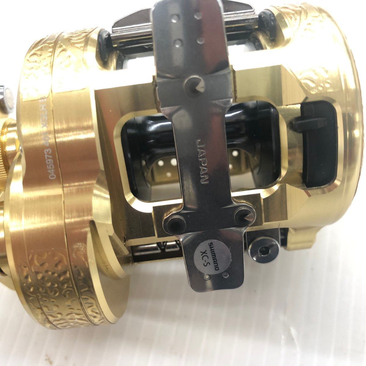 SHIMANO シマノ 23 カルカッタコンクエストMD 401XGLH SHIMANO 23カルカッタコンクエスト MD 401XGLHの最安値