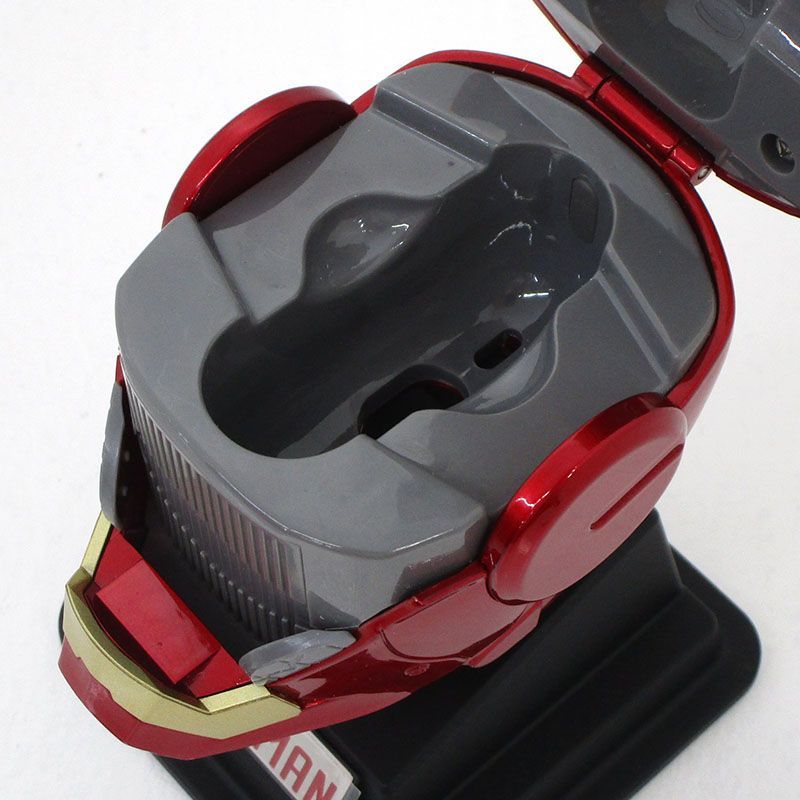 CASETiFY アイアンマンコラボ エアポッズケース AirPodsケース ☆海外限定☆ CASETiFY アイアンマンコラボ エアポッズケース