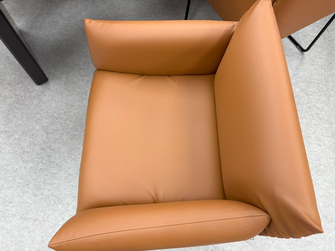 karimoku Quality カリモク　ダイニングチェア　本革　NT775 カリモク ダイニングチェア CT6165 軽量 プレミアム 3種 合成