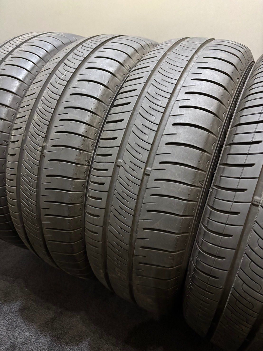 195/65R15 DUNLOP/ENASAVE RV505 23年製 夏タイヤ サマータイヤ 4本 ダンロップ エナセーブ ノア ヴォクシー ステップワゴン (4-H950)