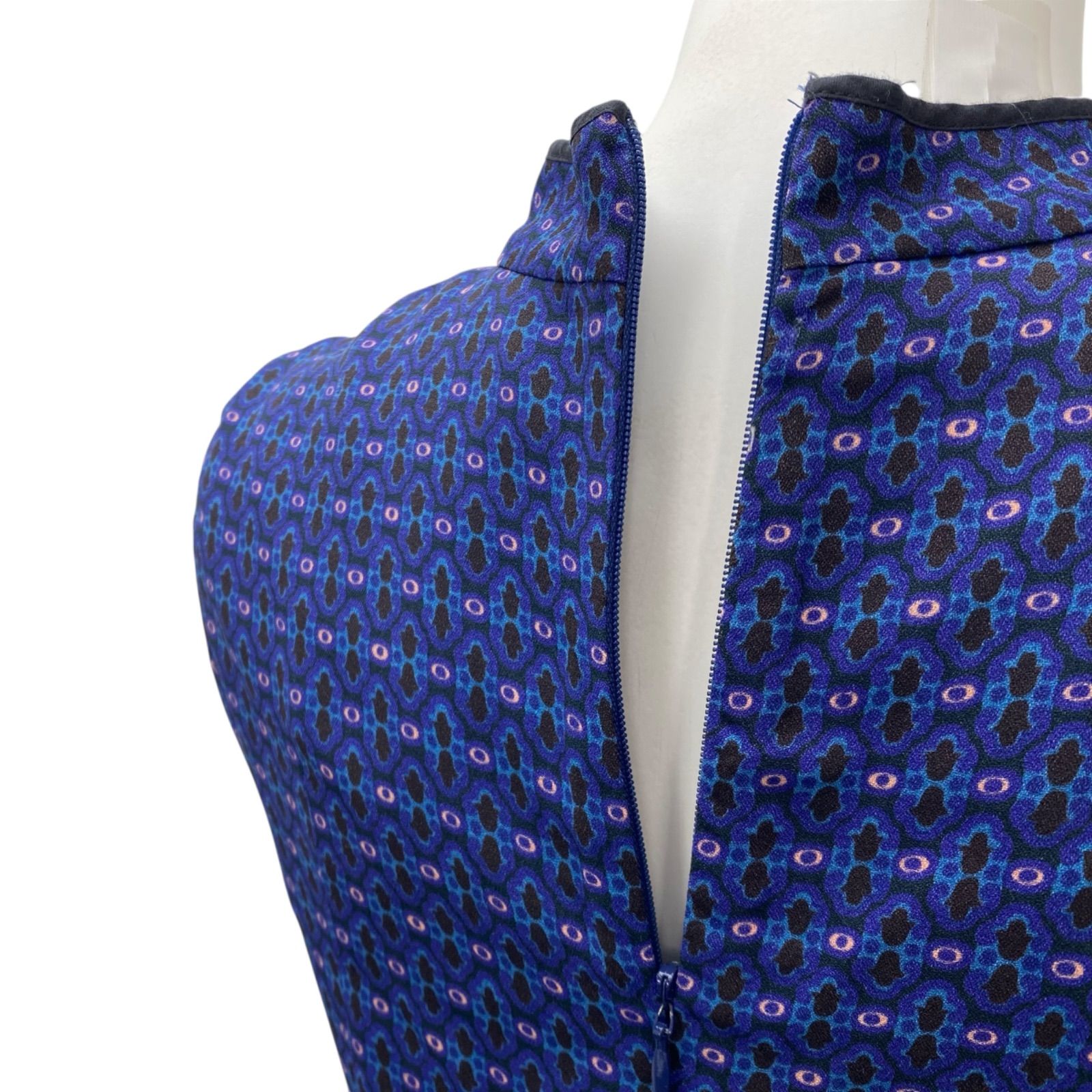 MARNI マルニ　ノースリーブブラウス　チュニック 未使用品】 MARNIマルニ ユニクロ ノースリーブ タック ブラウス