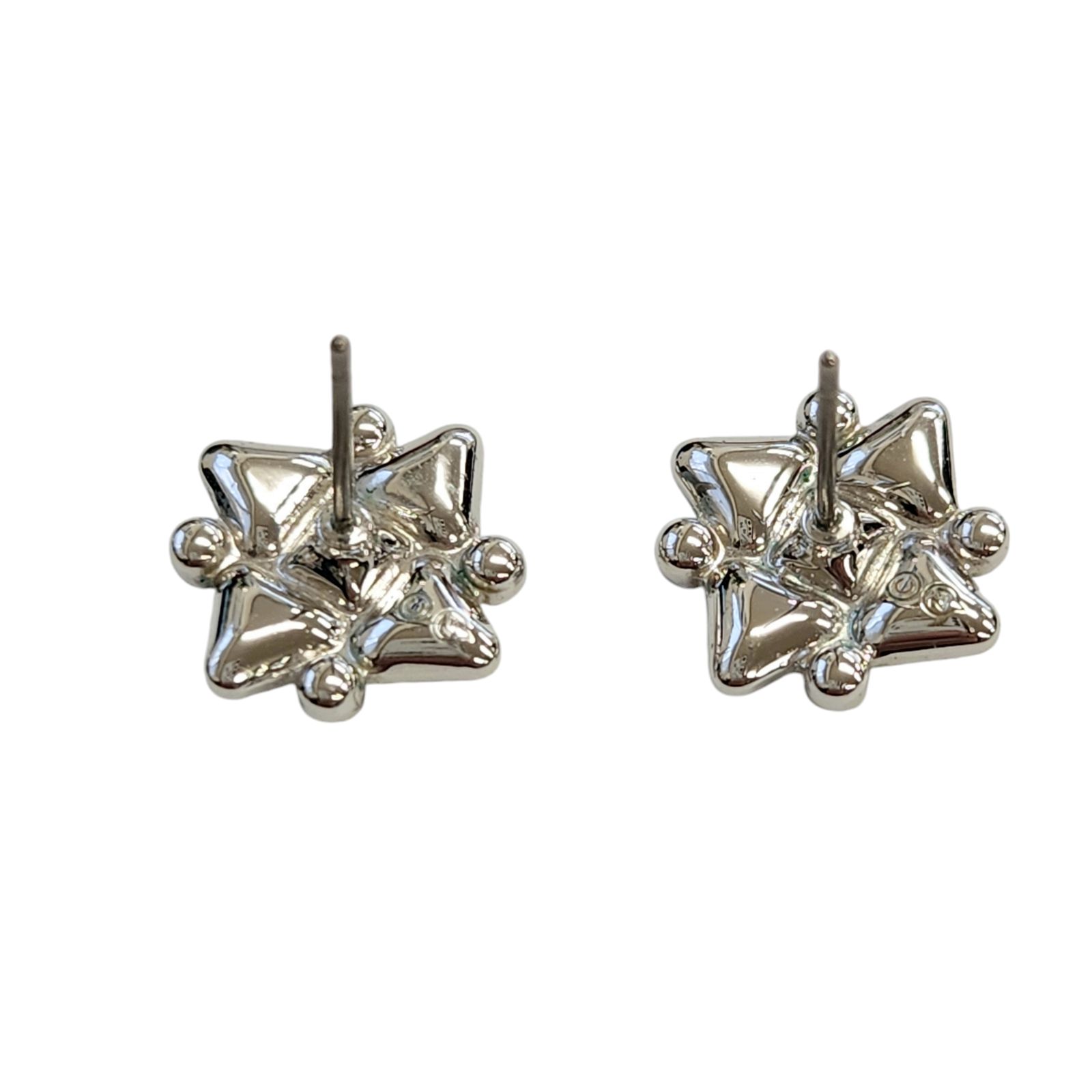 中古】SWAROVSKI ピアス 両耳 シルバー 箱付き スワロフスキー - メルカリ