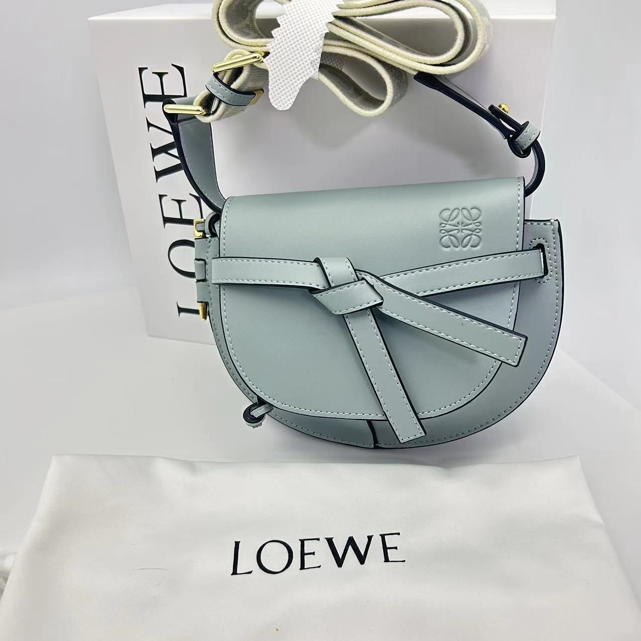 ロエベ LOEWE ショルダーバッグ