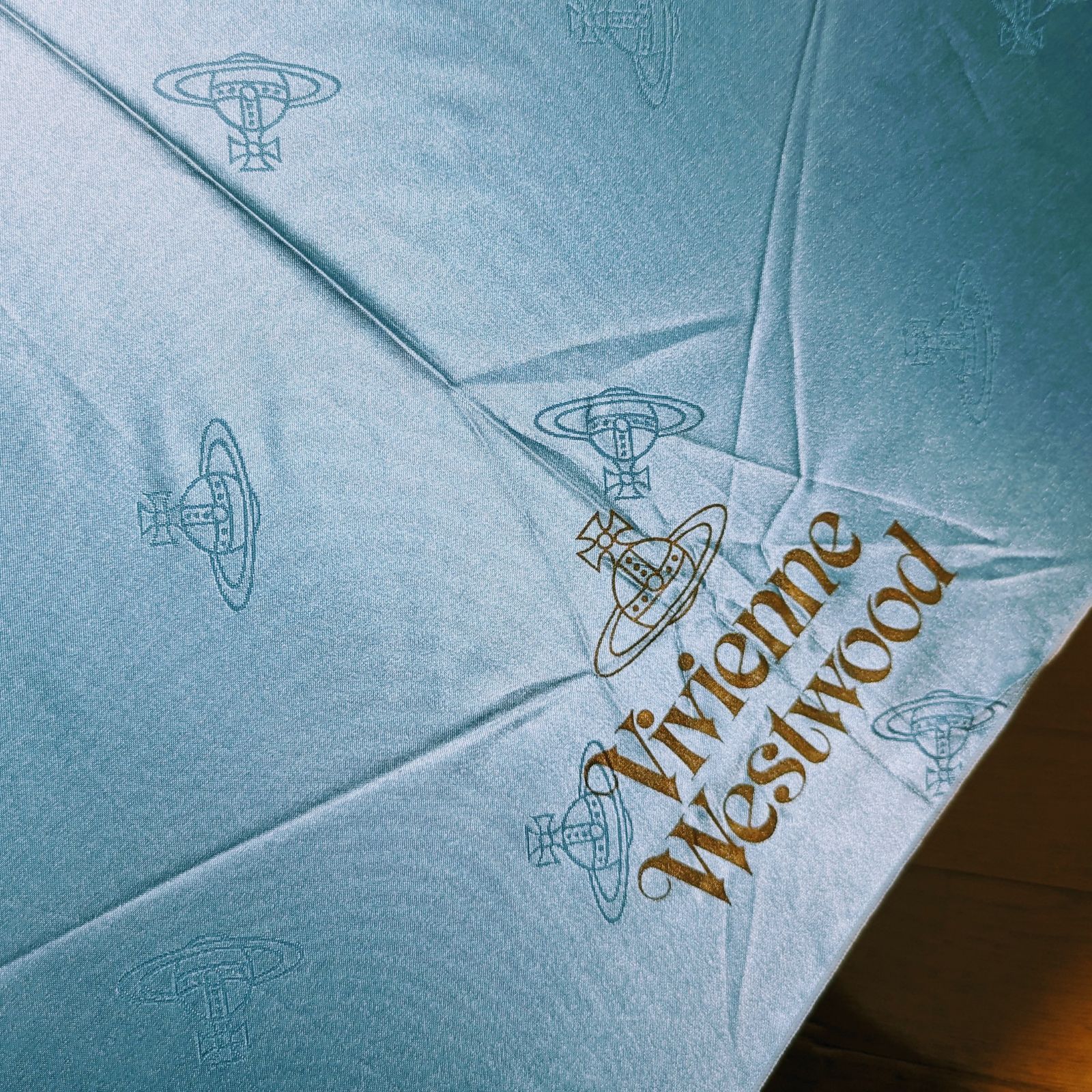 VIVIENNE WESTWOOD 折りたたみ傘 巾着袋付き オーブ総柄