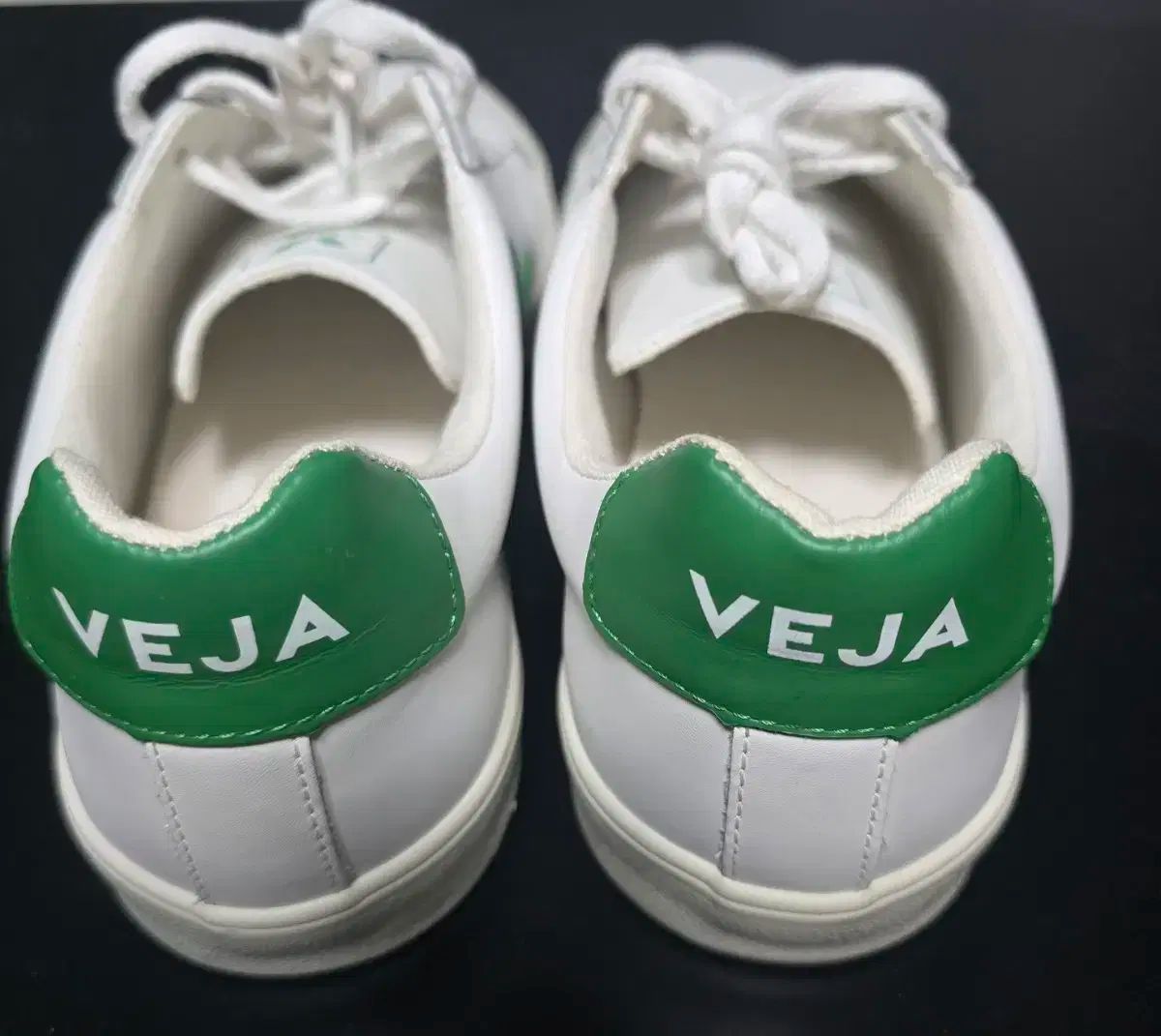 スニーカーズ 270