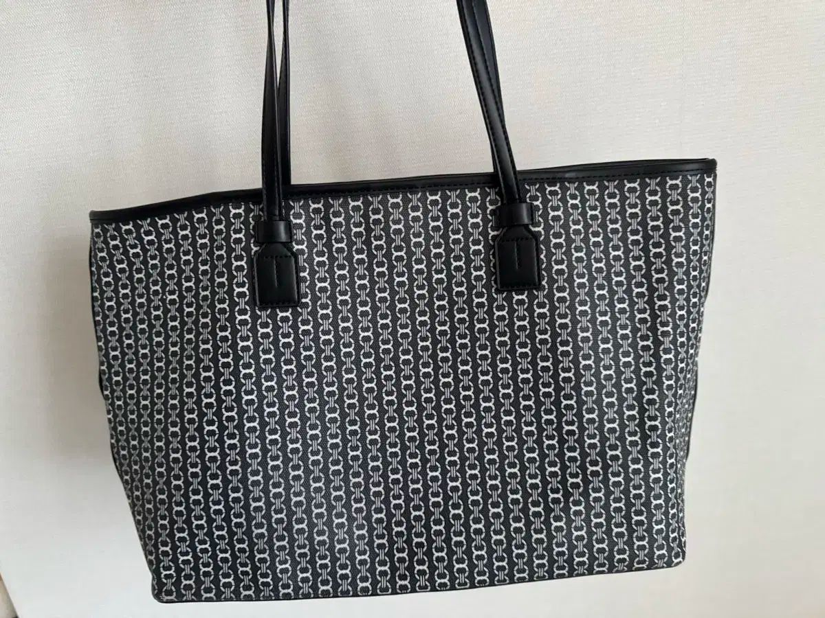 超激レア非売品☆BIG ECHO☆ピンクヒョウ柄・音符キティマスコット