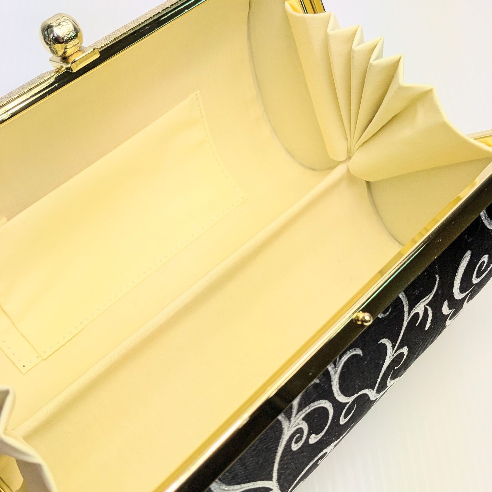 草履バッグセット 帯地 銀彩 唐草 フリーサイズ ブラック×シルバー  