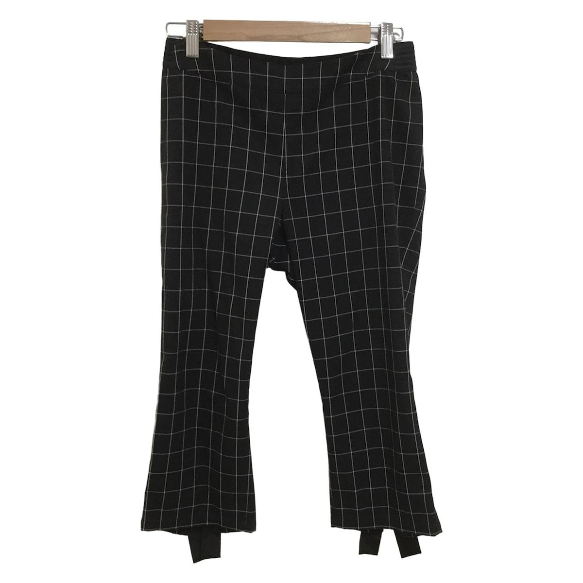 新品タグ付　TO BE CHICクロップドリボンパンツ40Lサイズ 極美品 TO BE CHIC クロップドパンツ サイドリボン サイズ40 黒
