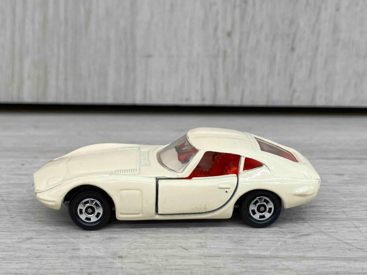TOMICA NO.5 TOYOTA 2000-GT - メルカリ