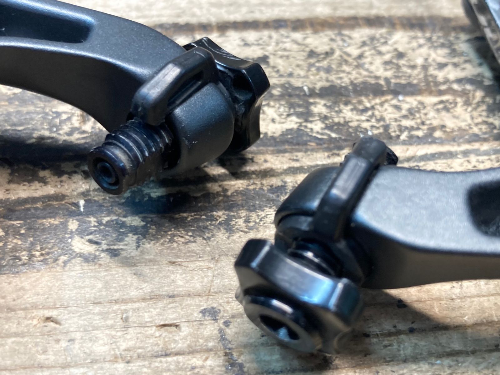 固定ナット ワッシャー