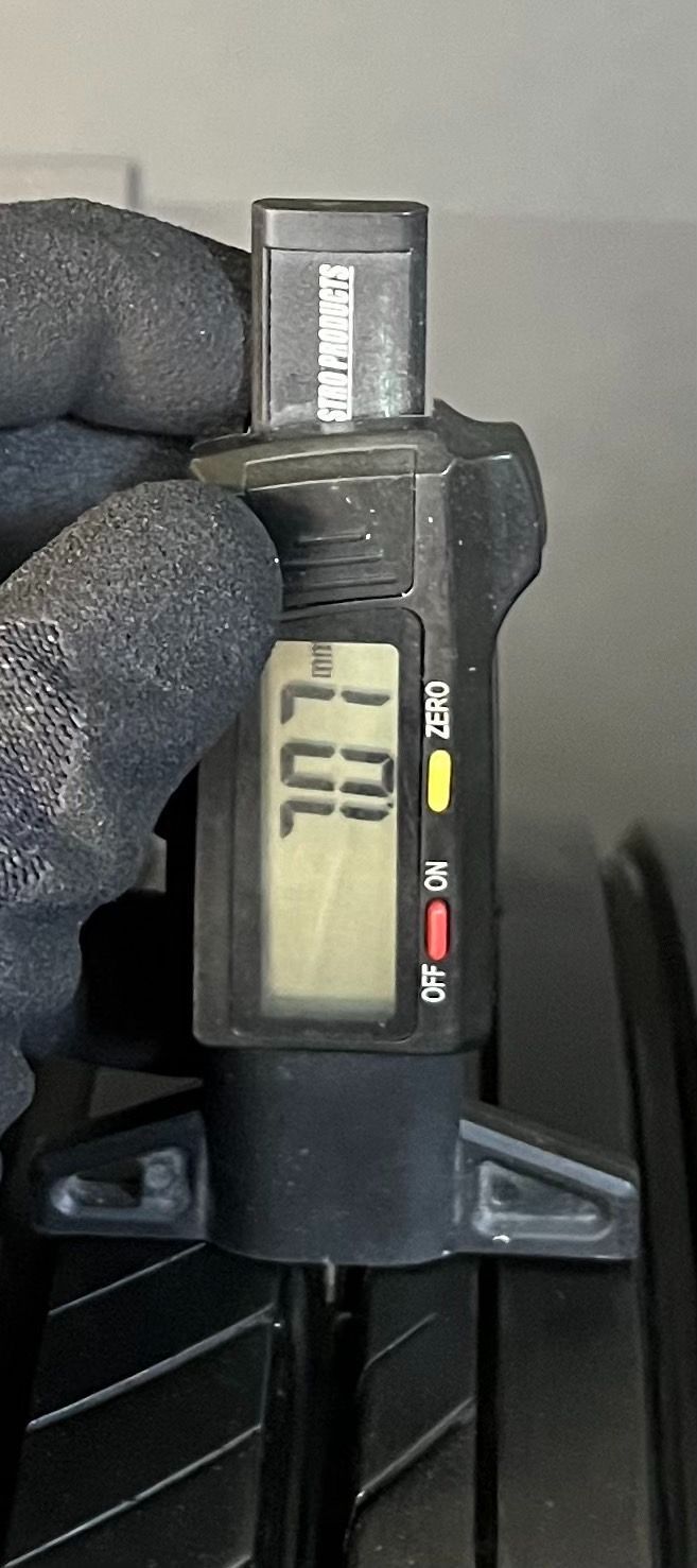 製 約9分山 ヨコハマ YOKOHAMA アドバン ADVANdB V552 225 55R17 1本 h_428 FFCRYSTALESIA_COM