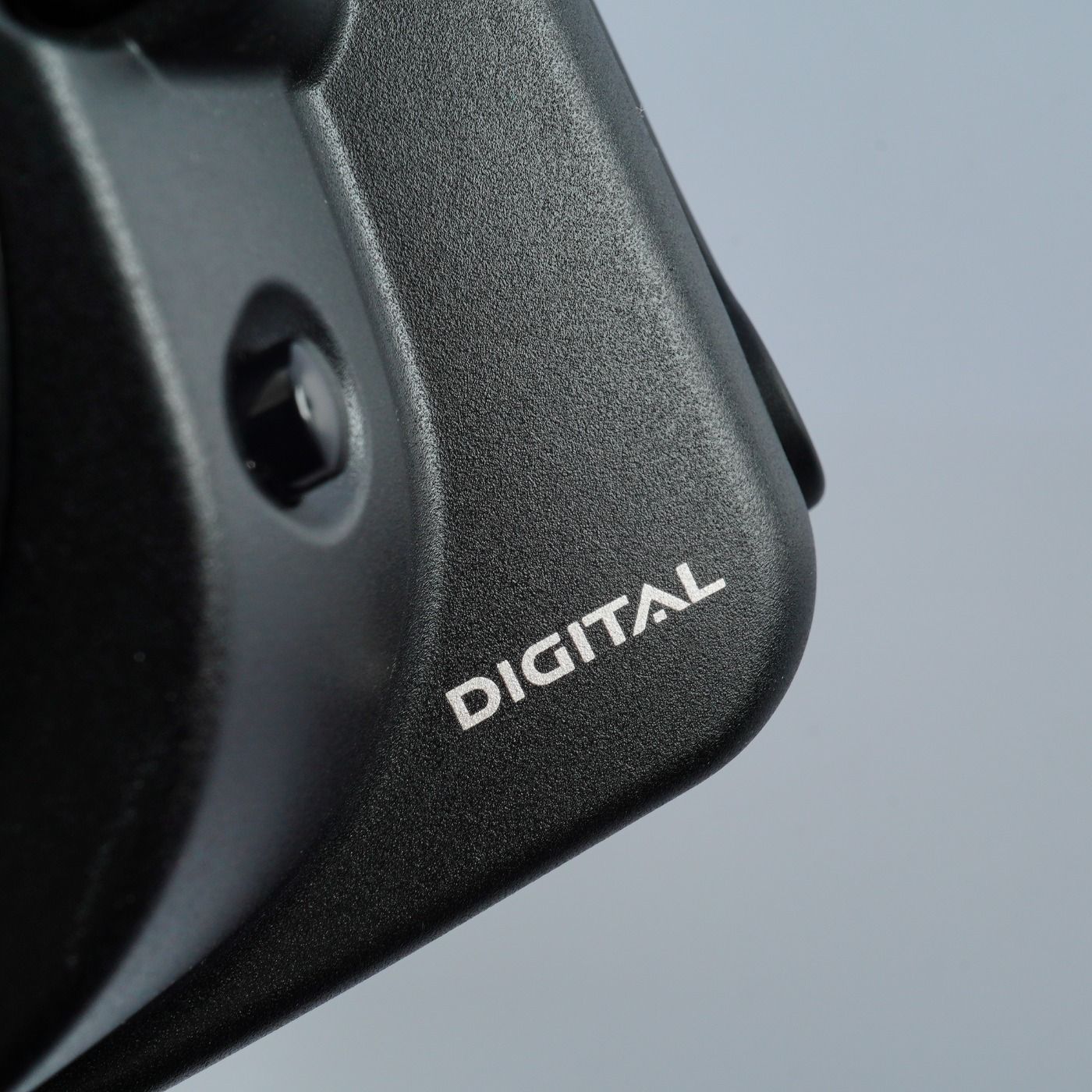 Canon キヤノン EOS 20D + EF-S 18-55mm F/3.5-5.6 IS Ⅱ デジタル一眼レフカメラ