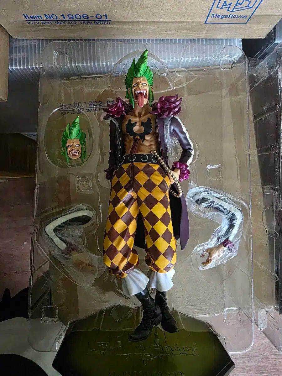 ワンピースフィギュア pop バルトロメオ