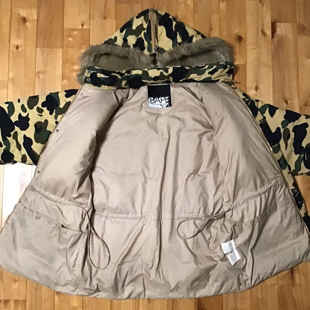 A BATHING APE 1st Camo ダウンジャケット ファー付 ファー付き ダウンジャケット Mサイズ FUR Hoodie Down Jacket a