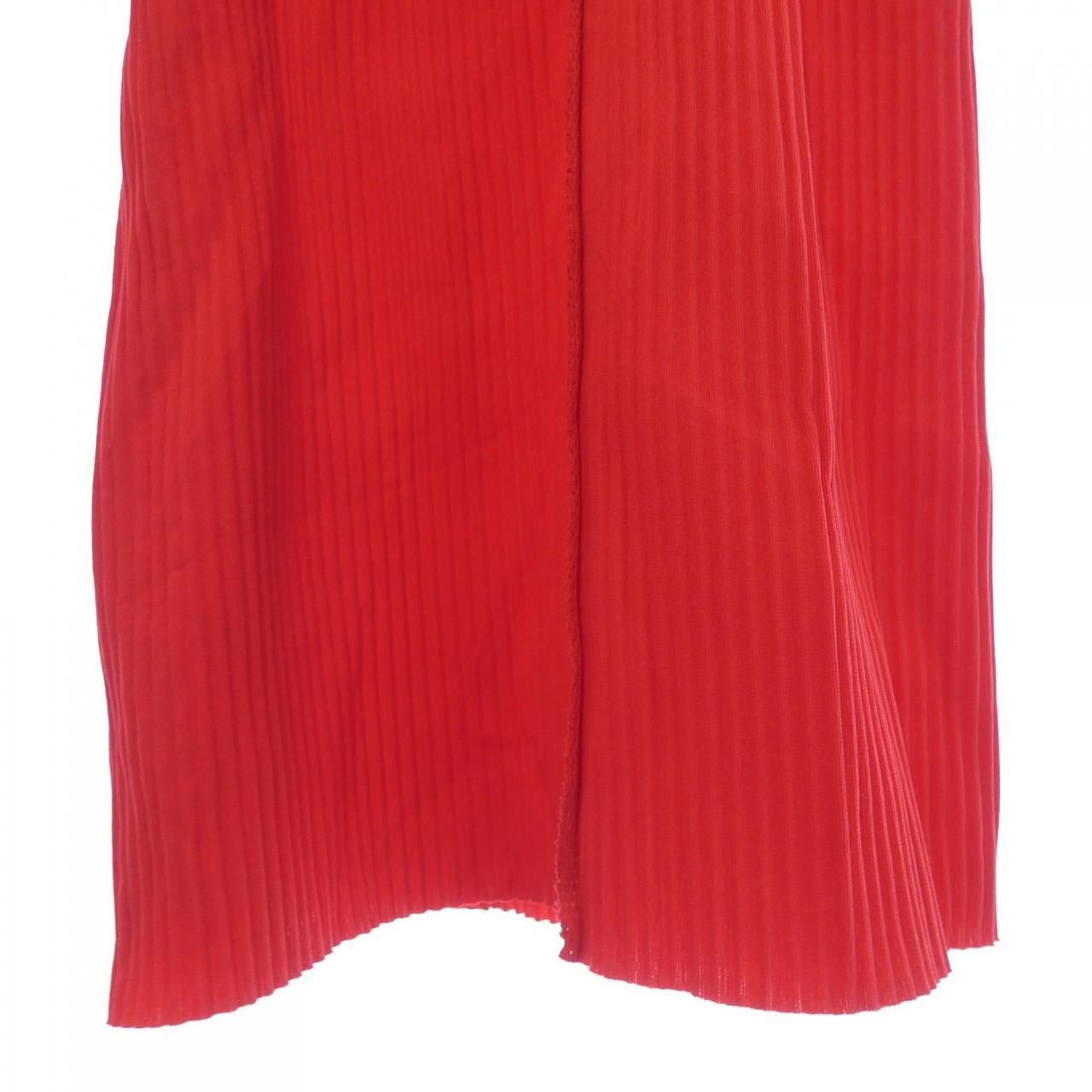 ミーイッセイミヤケ