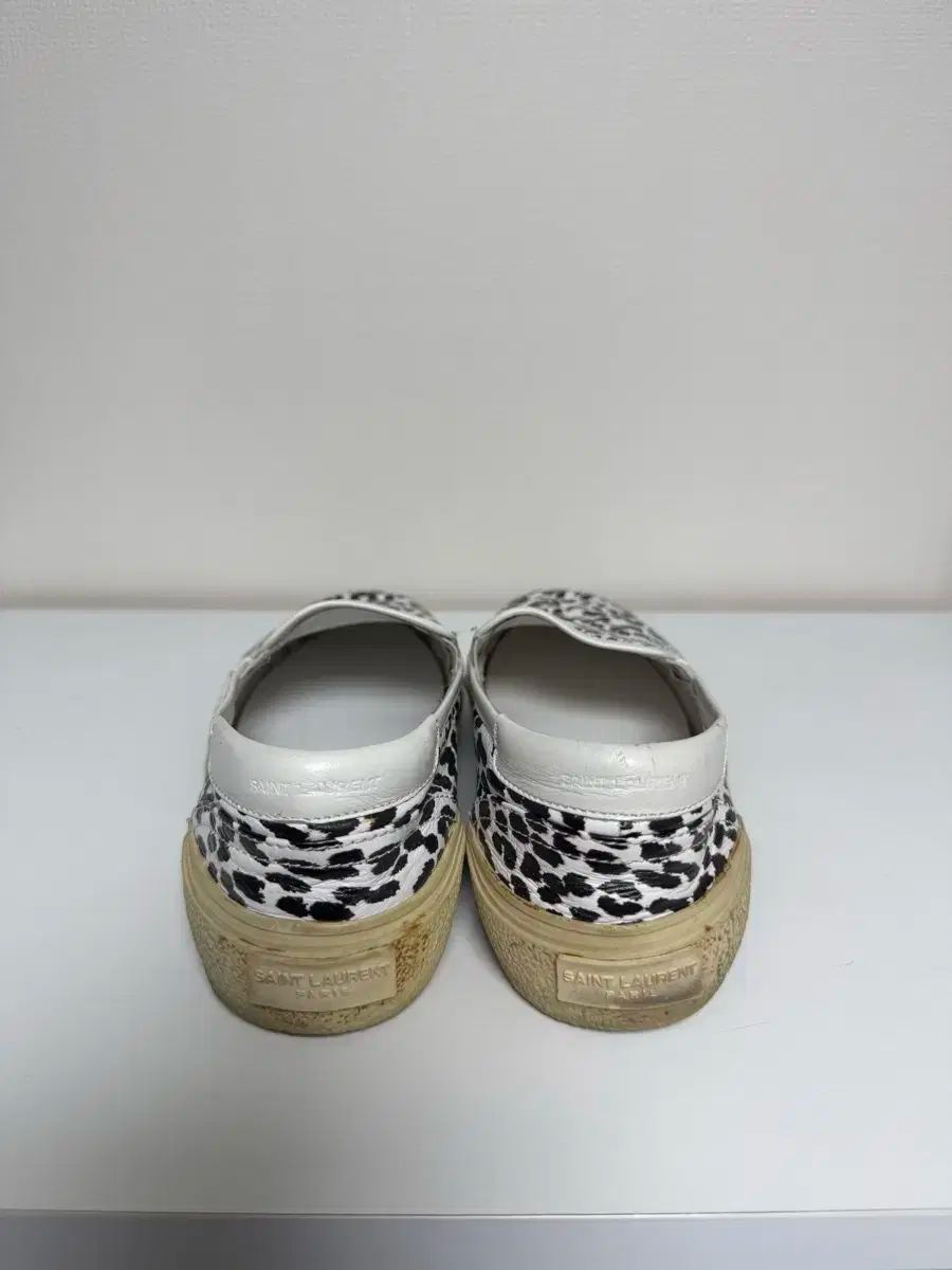 Saint Laurent サンローラン スノー ヒョウ柄 レオパード スリッポン 38 250