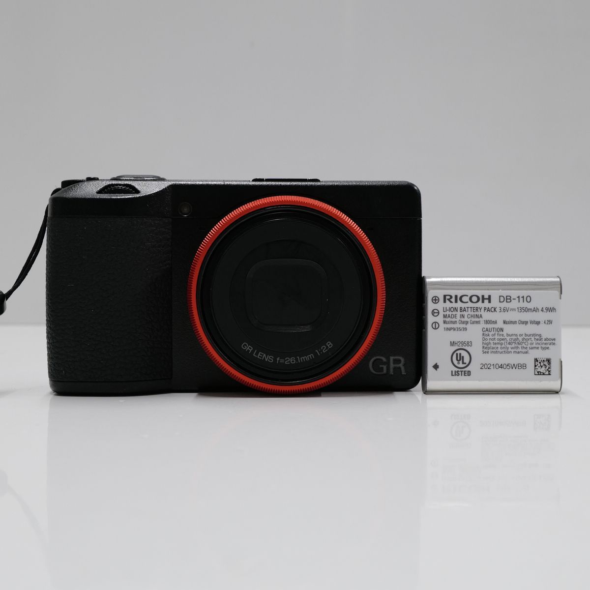 RICOH GR IIIx GR3x 中古美品 予備バッテリーと充電機付き - カメラ