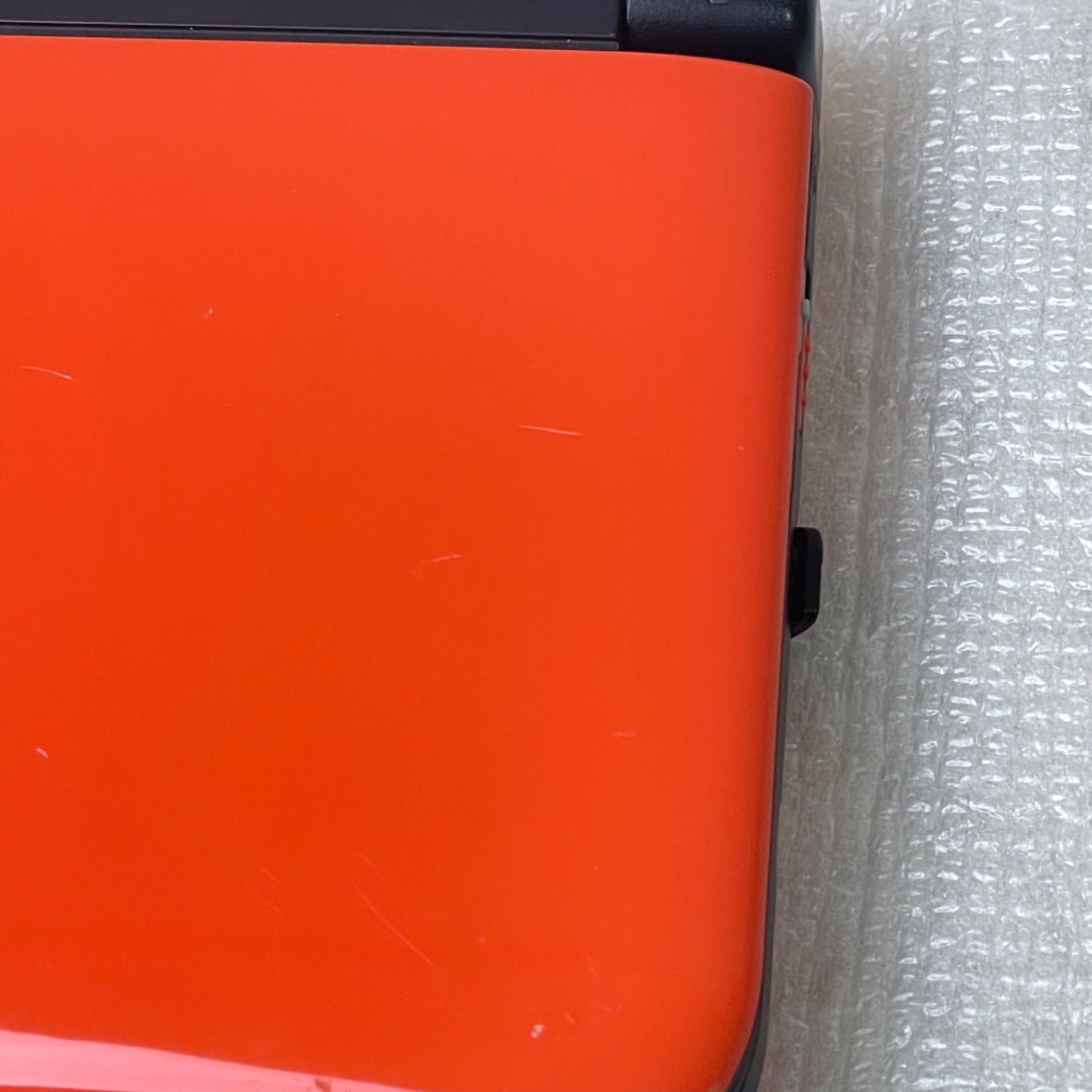 オレンジ×ブラック