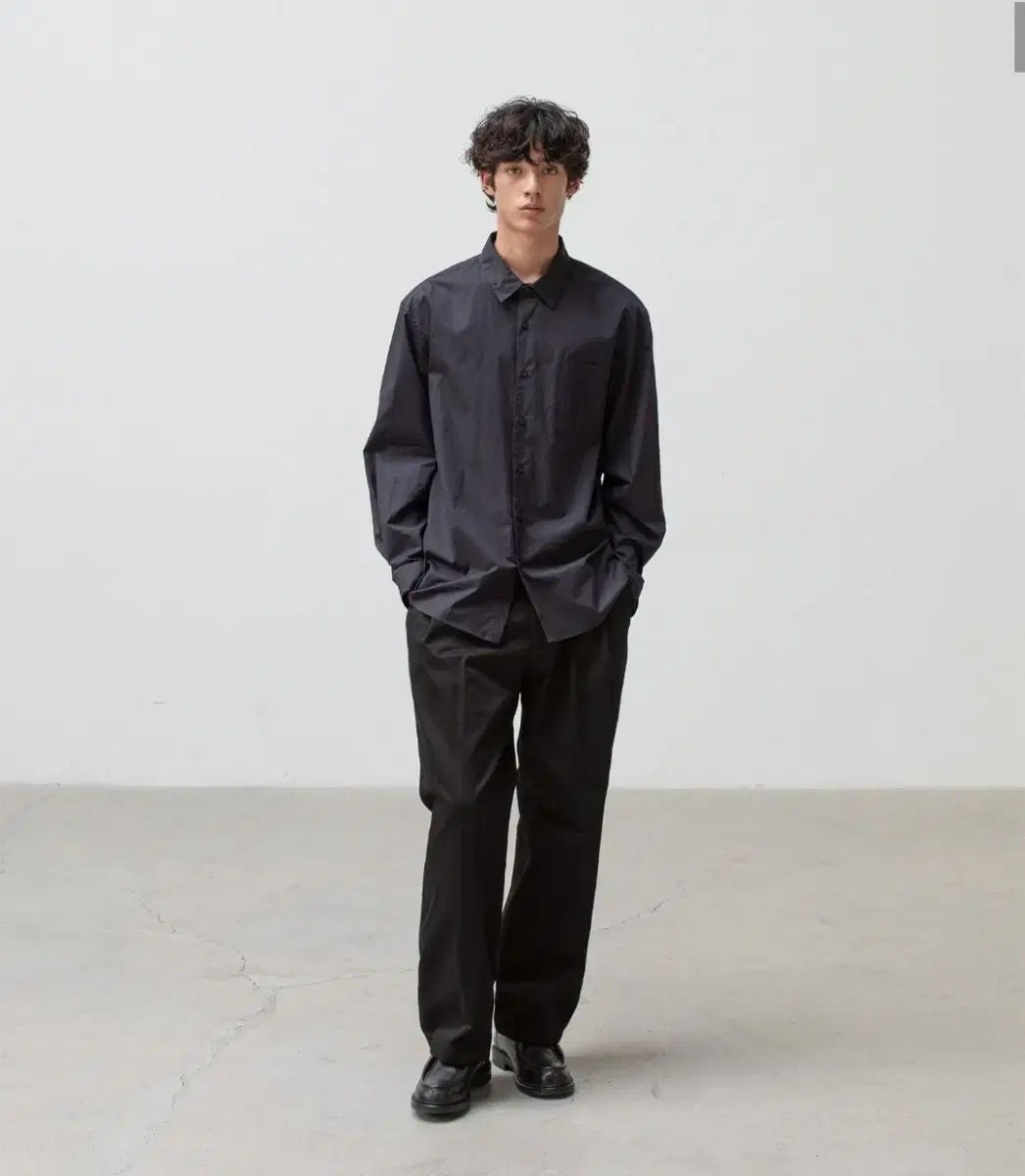 3 ANOTHER OFFICE アナザーオフィス サンティアゴチーノ 黒