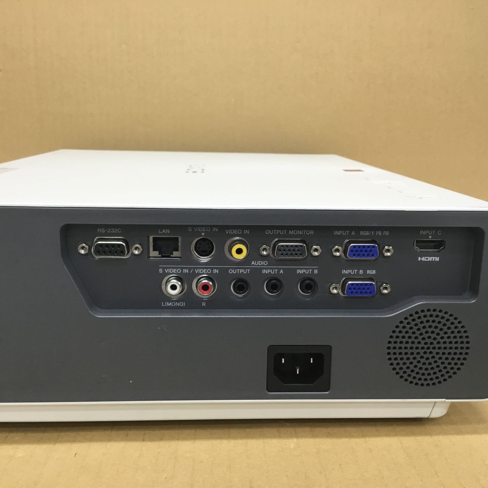 SONY - ソニープロジェクターVPL-CW275 5100ルーメン 使用3565時間 ソニープロジェクターVPL-CW275 5100ルーメン 使用3565時間