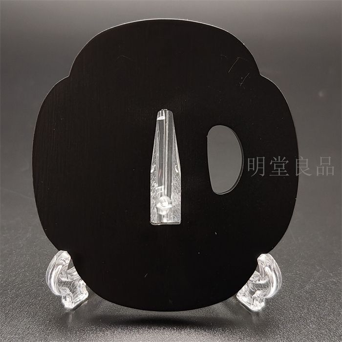 BK0118　日本刀装具　刀鍔　透し　鉄地　透　鍔　刀剣美術　重量：約119G