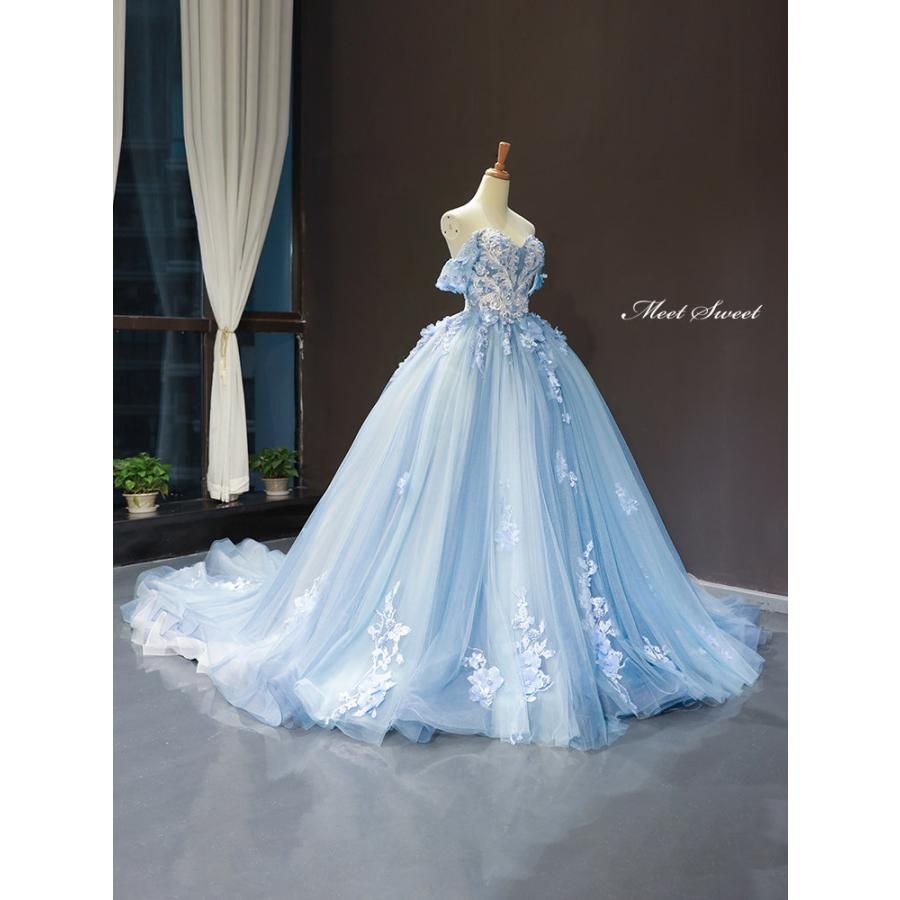 素晴らしい薔薇の置物です。手彫りです 大きなもので45gあります。