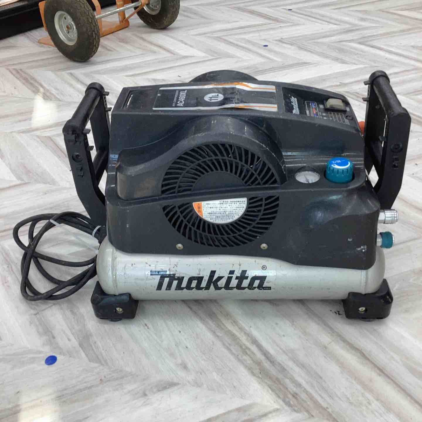 マキタ makita エアコンプレッサー AC460XL 越谷店