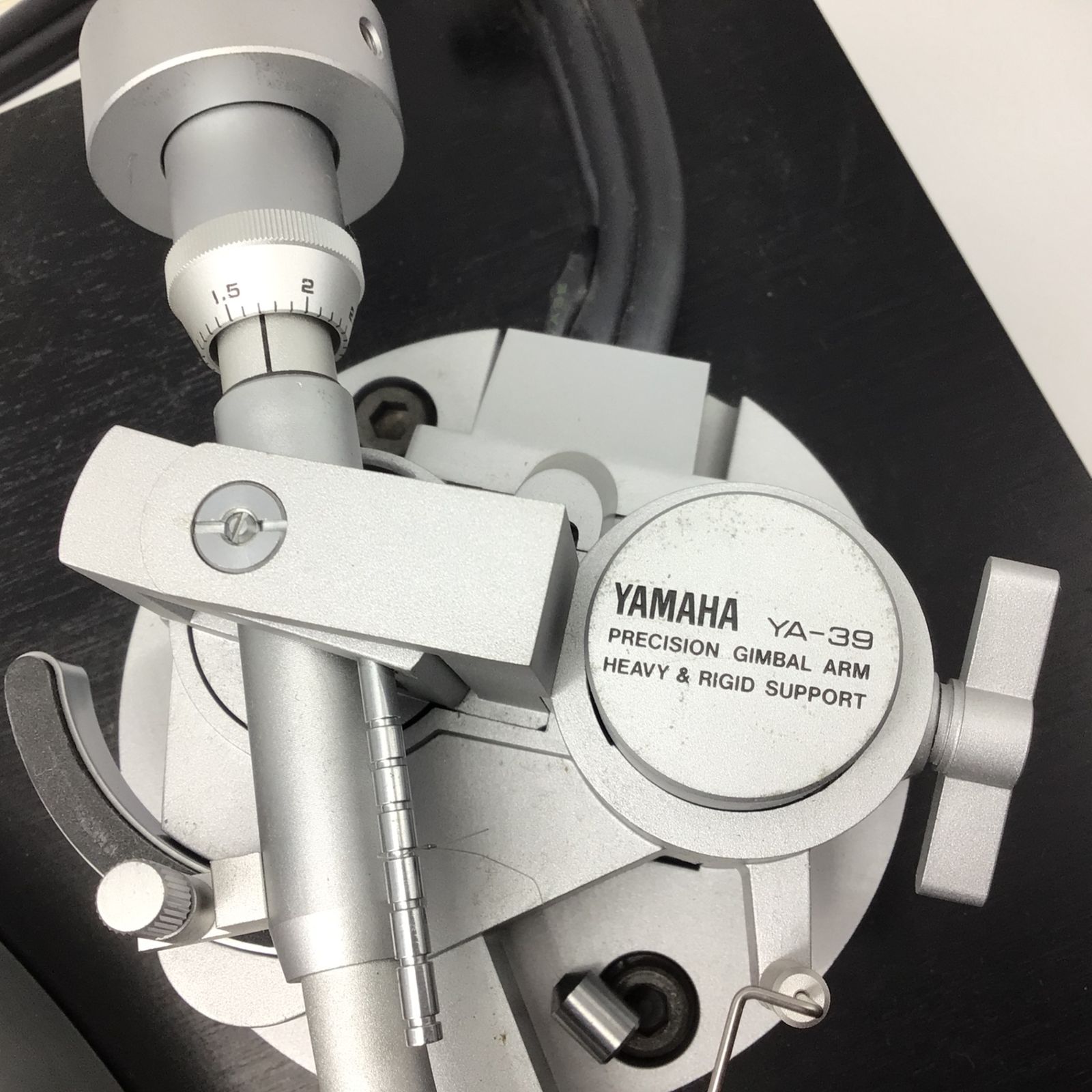 7366 【通電のみ確認済】 YAMAHA GT-2000 ターンテーブル/YA-39