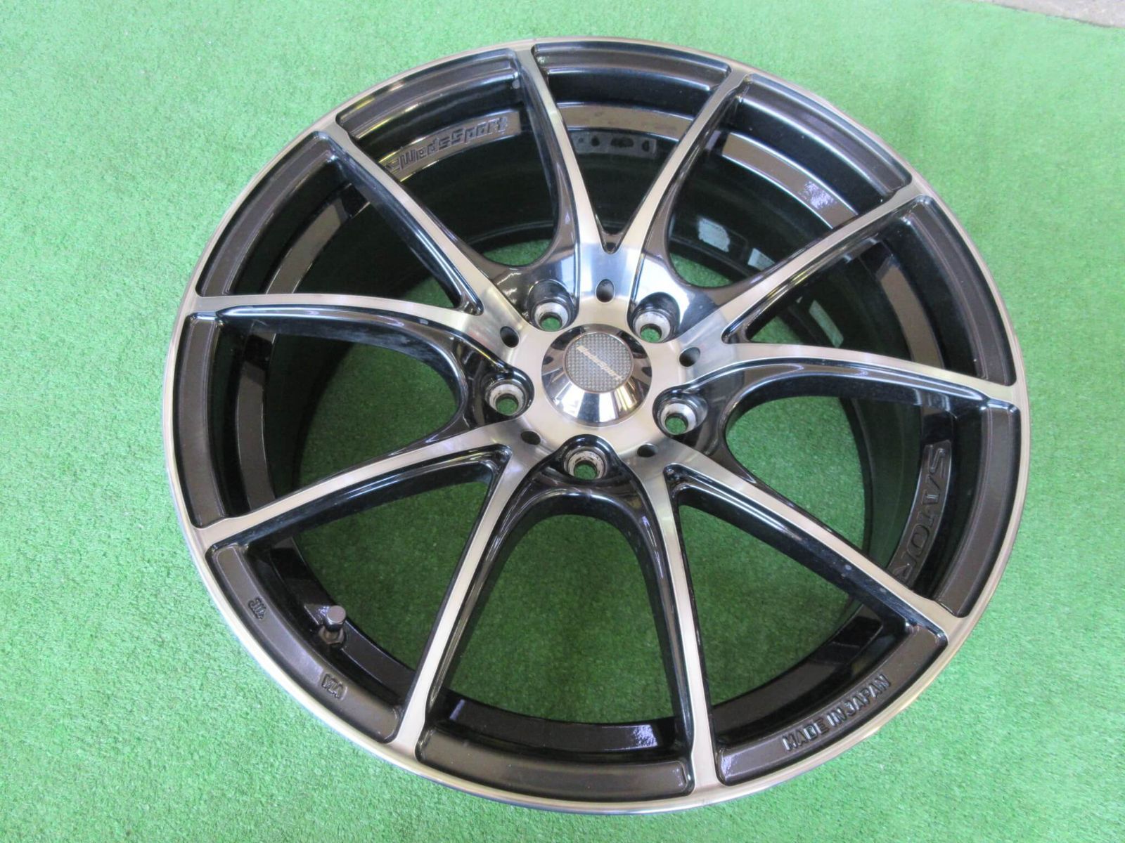 ウェッズスポーツ SA10R 7.5J-18 5H114.3 +45 ゼブラブラック